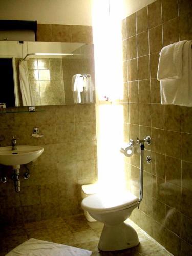 Hotel Adriatic Omišalj Quarto foto